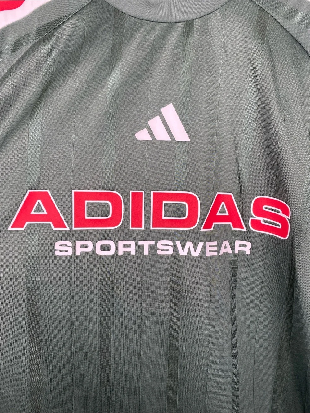 NWT‎ Adidas Sportswear Men's Trio Tee Medium